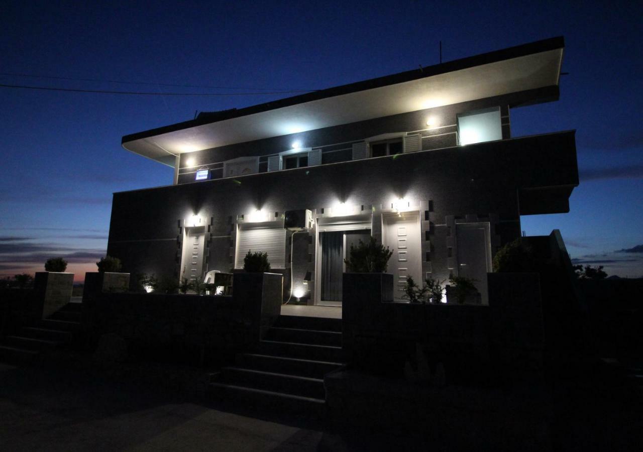Le Gjero Luxury Villa 卡萨米尔 外观 照片