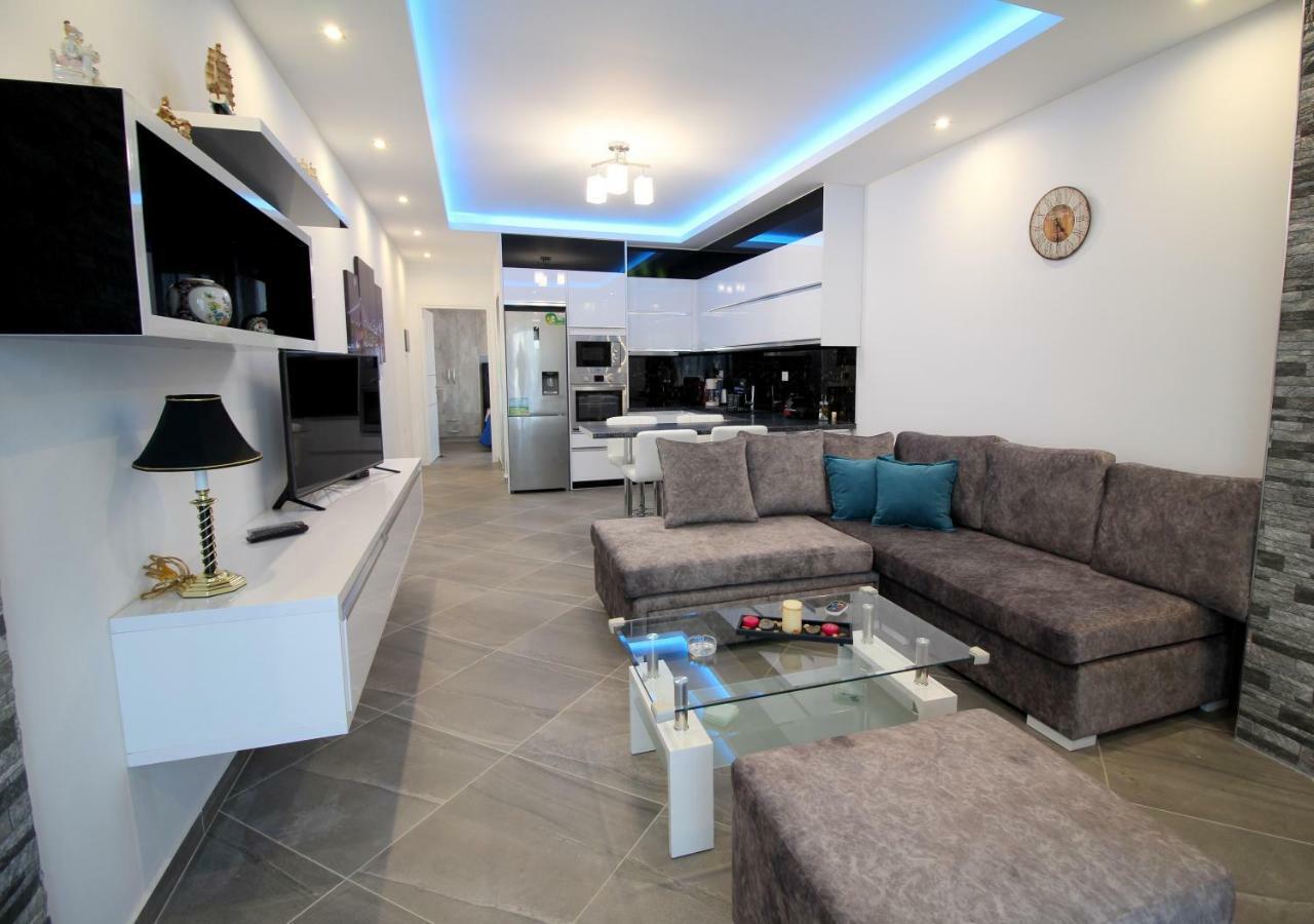 Le Gjero Luxury Villa 卡萨米尔 外观 照片
